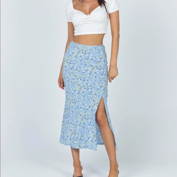 Princess Polly Blue Floral maxi skirt - Picture 5 of 5